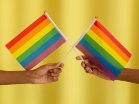 Drapeau arc-en-ciel représentant la diversité LGBT