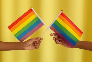 Drapeau arc-en-ciel représentant la diversité LGBT