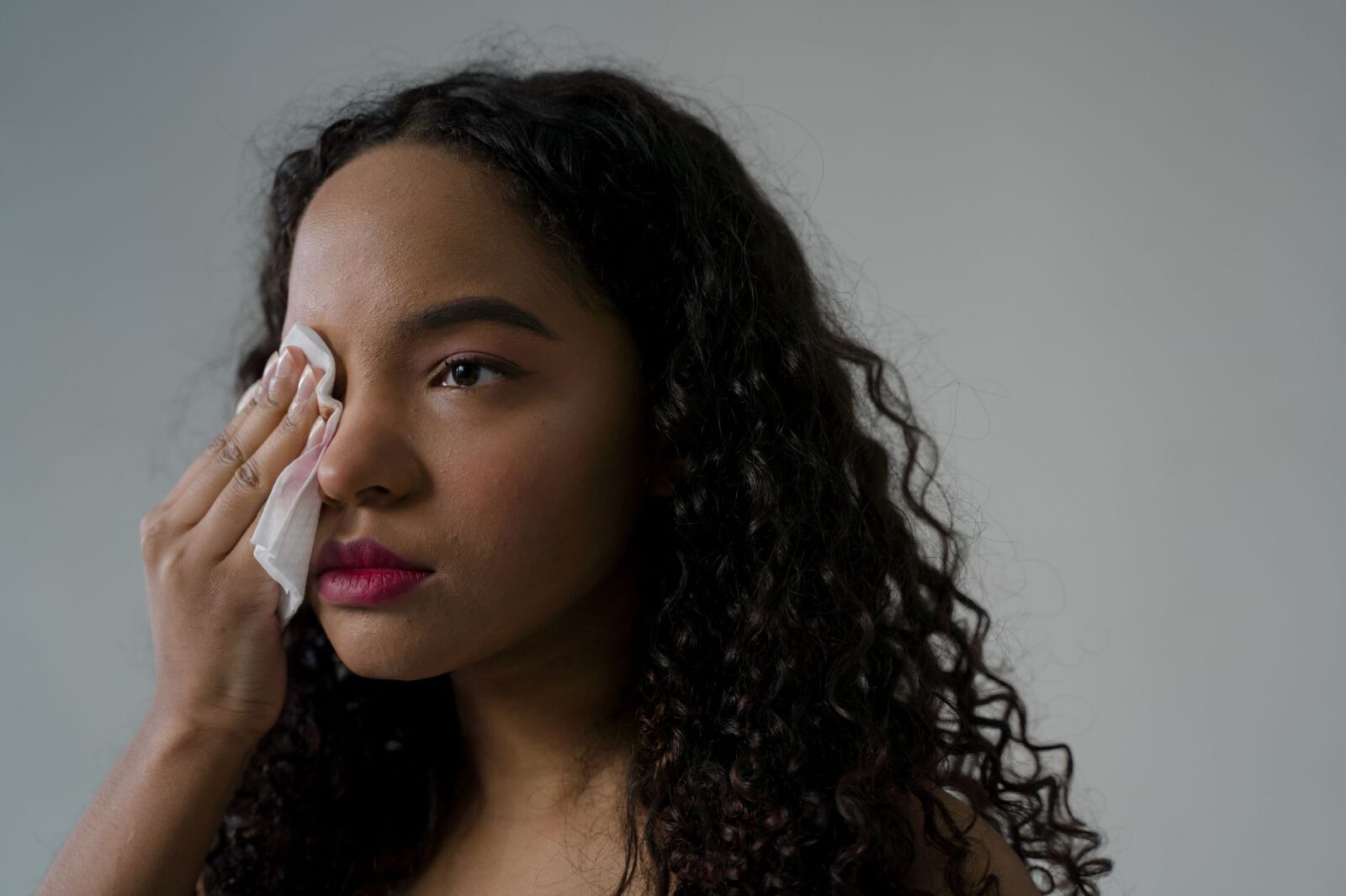 Routine de maquillage naturel pour peau sensible